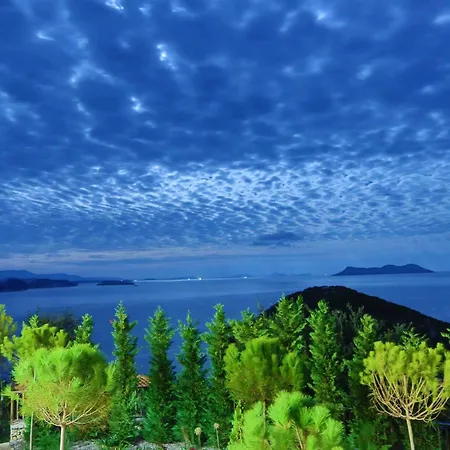 Βίλα Auriga - Spacious With Magnificent Sea View